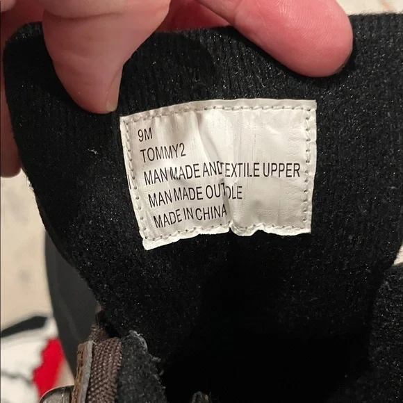 Khombu Men's Dual-Tone Rain & Snow Boots - Picture 2 of 6